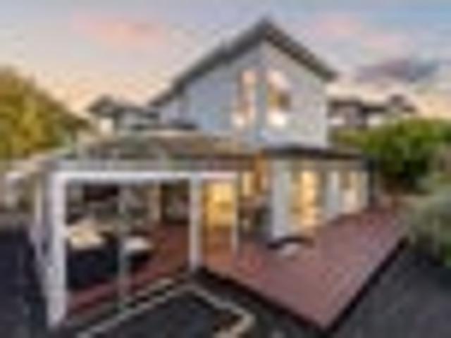 House for sale in Paremoremo, Oroua County