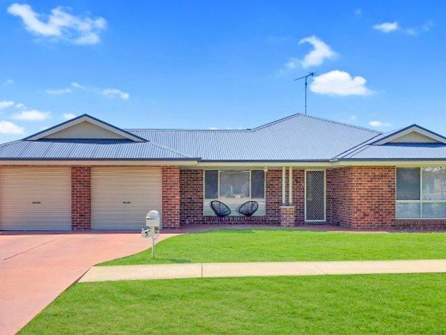 House for sale in West Wyalong, Bland Shire Council