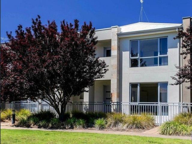 Townhouse for rent in Kidman Park, Adelaide