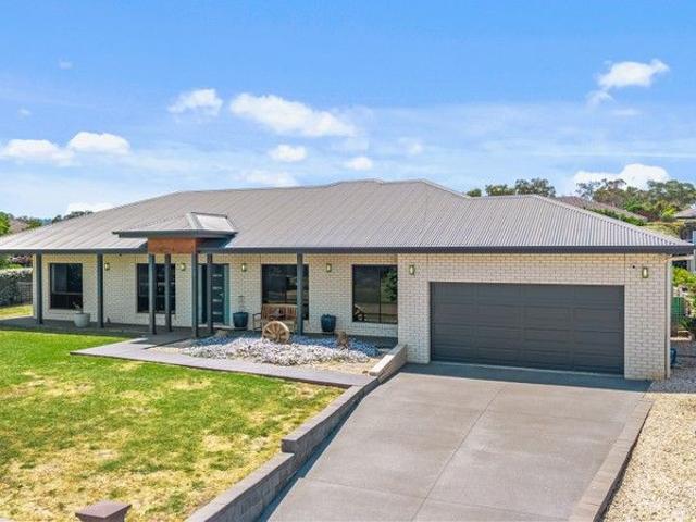House for sale in Tamworth, New South Wales