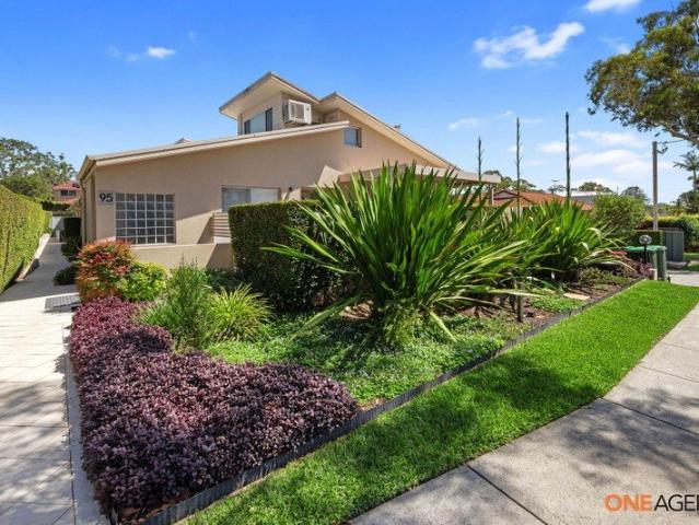 Townhouse for sale in Sutherland, New South Wales