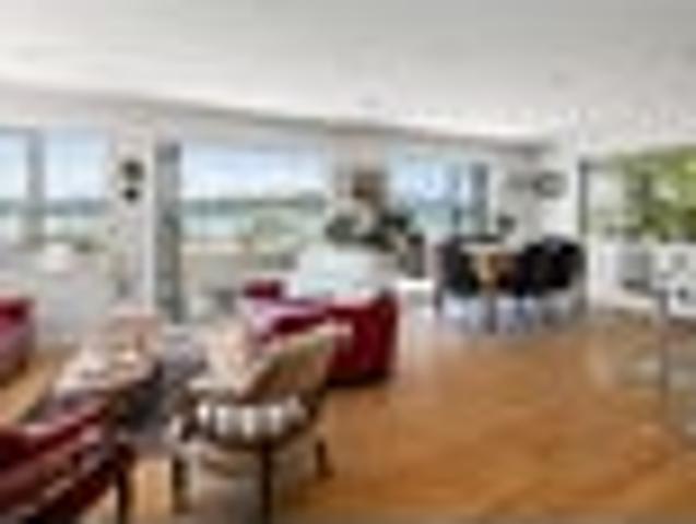 House for sale in Houghton Bay, Wellington
