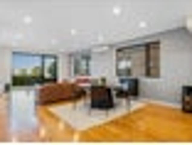 House for sale in Whangaparaoa