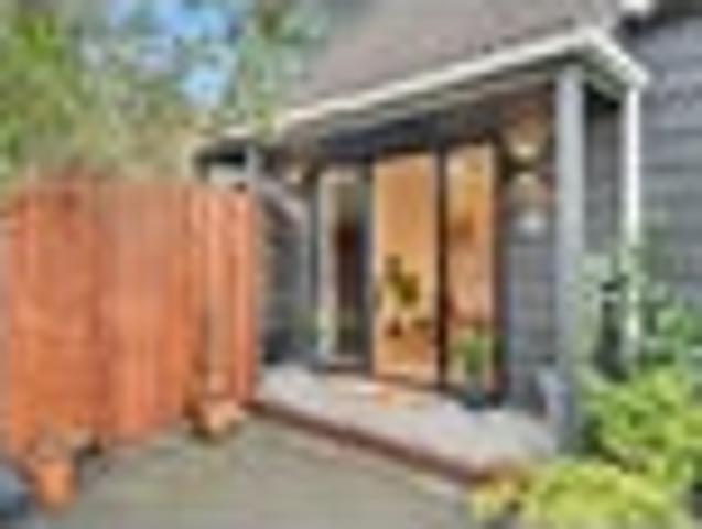 House for sale in Sunnynook, Oroua County