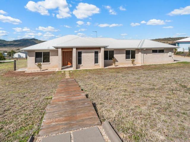 House for sale in Kingsthorpe, Queensland