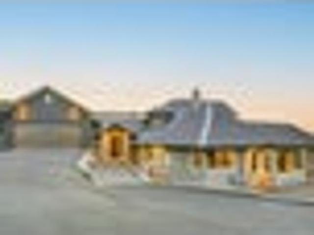 House for sale in Otakou