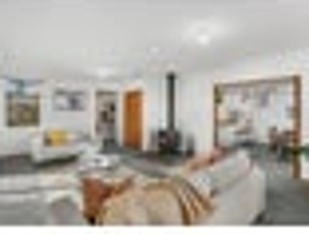 House for sale in Chaslands, Canterbury