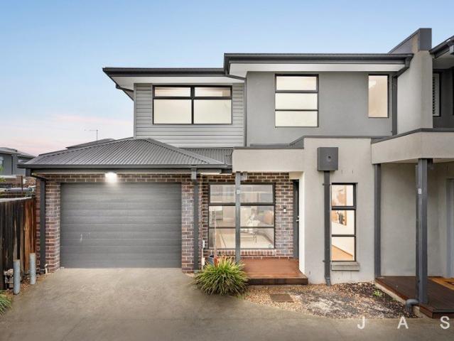 Townhouse for sale in Maidstone, Melbourne