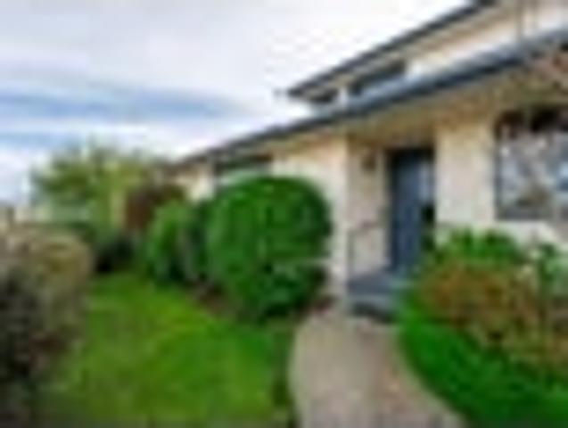 House for sale in Canterbury