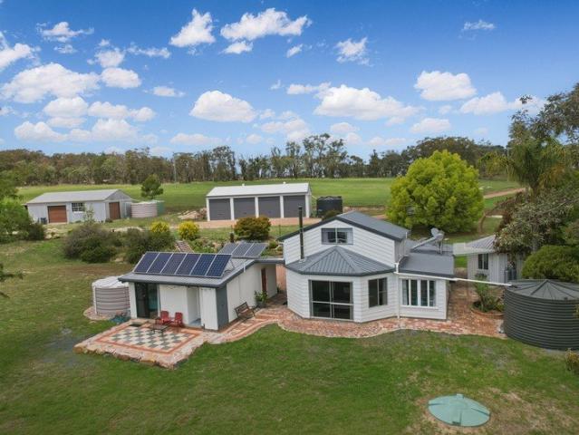 Cottage for sale in Amiens