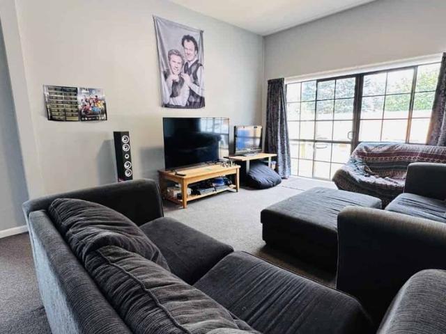 House for rent in Chaslands, Canterbury
