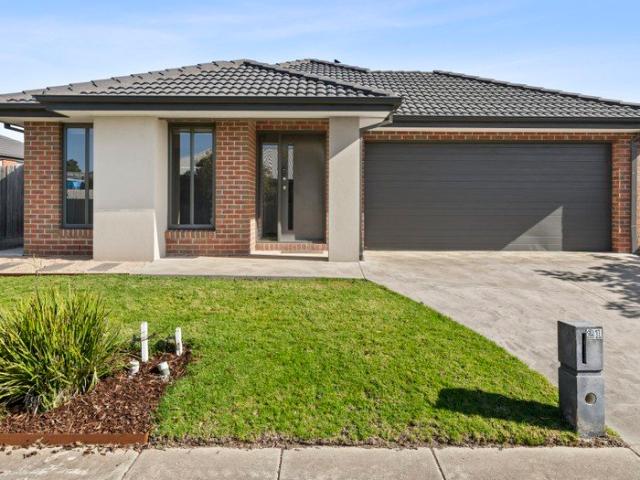 House for sale in Warralily Promenade, Geelong