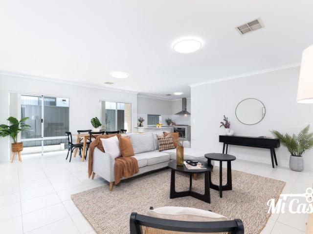 Villa for sale in Yokine, City of Stirling