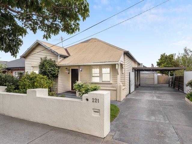 House for sale in Oakleigh, Melbourne