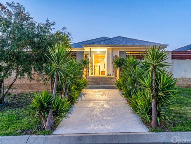 House for sale in Parklands, Western Australia