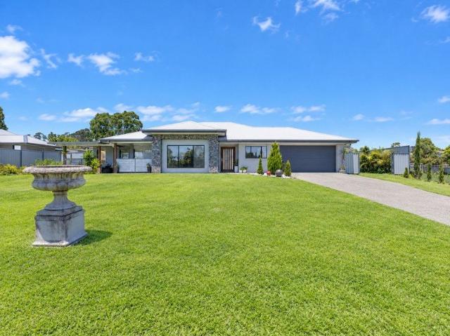 House for sale in River Heads