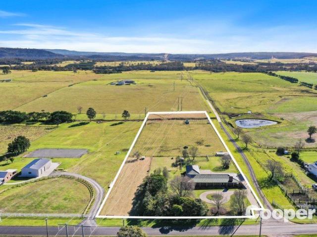 Cottage for sale in Croobyar, New South Wales