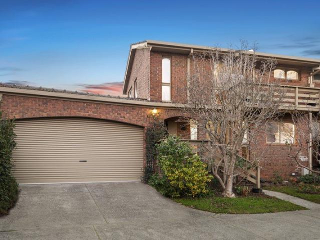 Townhouse for sale in Camerons Creek, Victoria