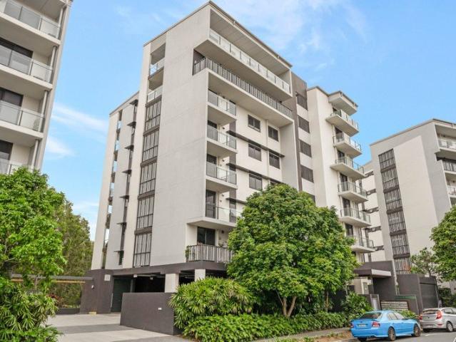 House for rent in Stones Corner, Greater Brisbane