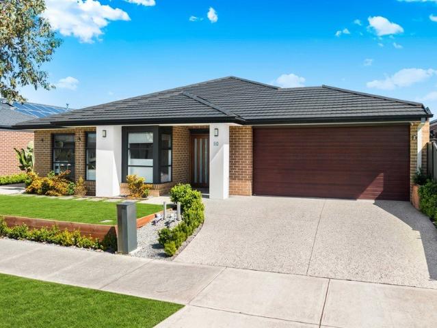 House for sale in Cloverton, Melbourne