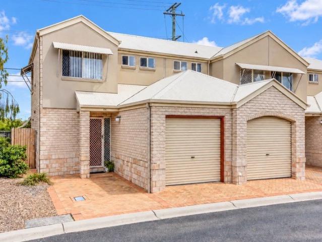 Townhouse for sale in Waterford, Greater Brisbane