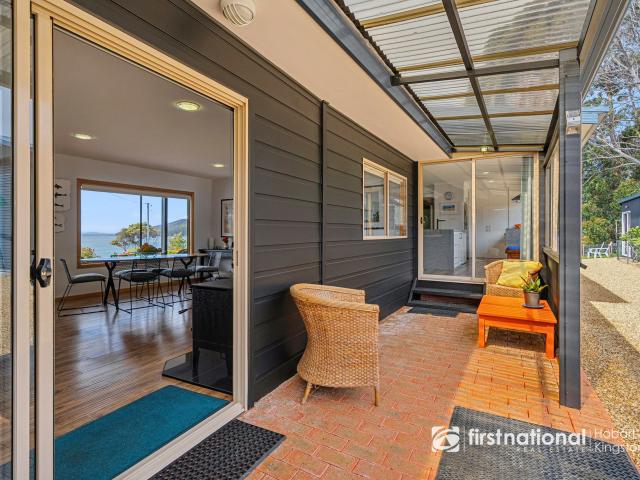 House for sale in Adventure Bay, Tasmania