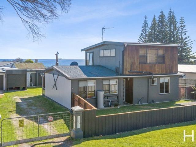 House for sale in Lulworth, George Town