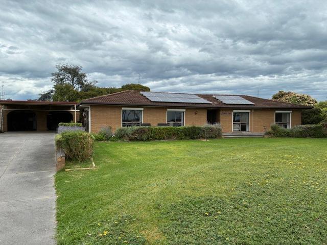 House for sale in Edenhope, Shire of West Wimmera