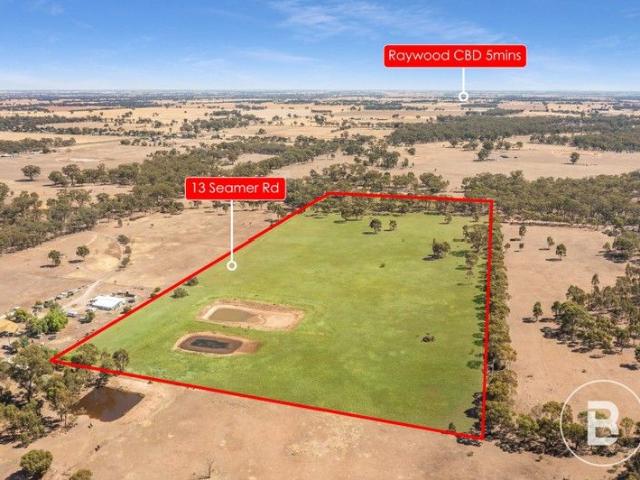 Cottage for sale in Raywood, Victoria