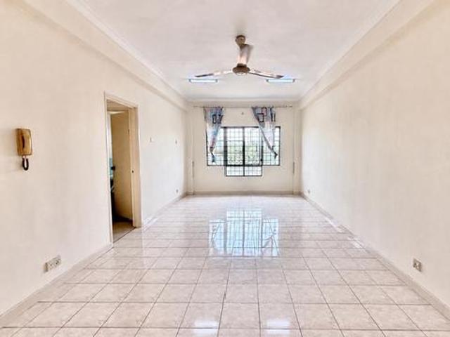 Condominium for sale in Petaling, Alam Impian