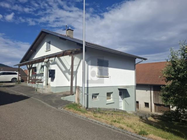Mehrfamilienhaus kaufen in Develier, Jura