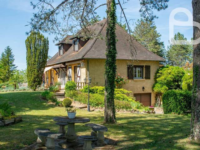 Maison vente à Gourdon, Nadaillac-de-rouge
