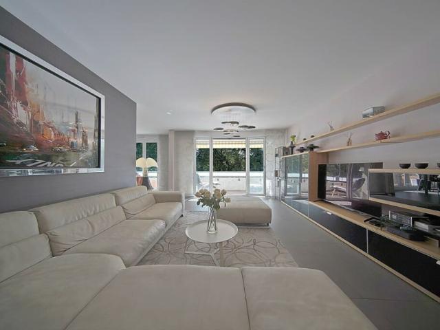 Wohnung kaufen in Aïre