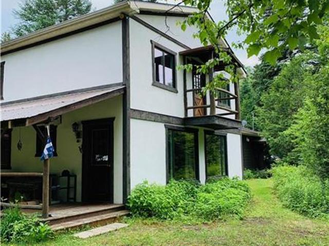 House for rent in Laurentides, Quebec