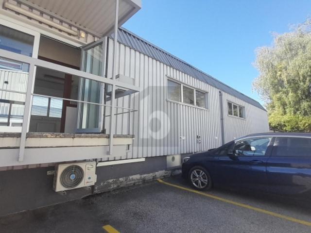 Büro mieten in Villars-Sainte-Croix, Waadt