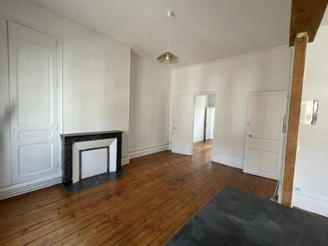 Appartement location à Saint-Quentin, Saint-quentin