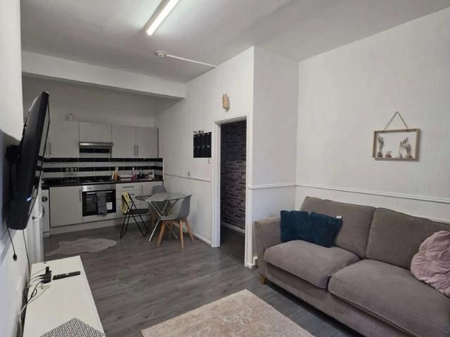 Apartment for rent in Higher Broughton, Salford