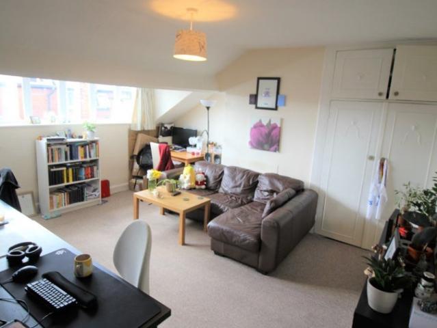 Apartment for rent in Little Woodhouse, Leeds