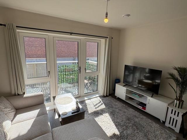 Apartment for rent in Springfield Village, Greater London