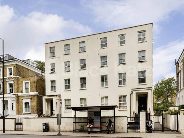 Apartment for rent in Chalk Farm, Greater London