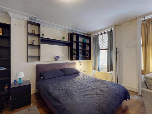 Apartment for rent in Westminster, Victoria