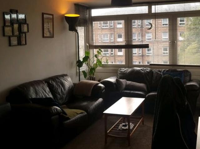 Apartment for rent in Shawmoss, Glasgow