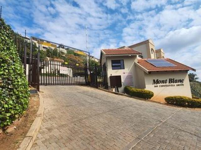 Apartment for sale in Roodepoort