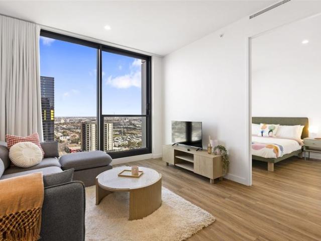 Granny Flat for rent in Southbank, Melbourne