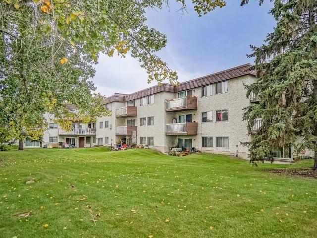 Condo for rent in Wedgewood, Alberta