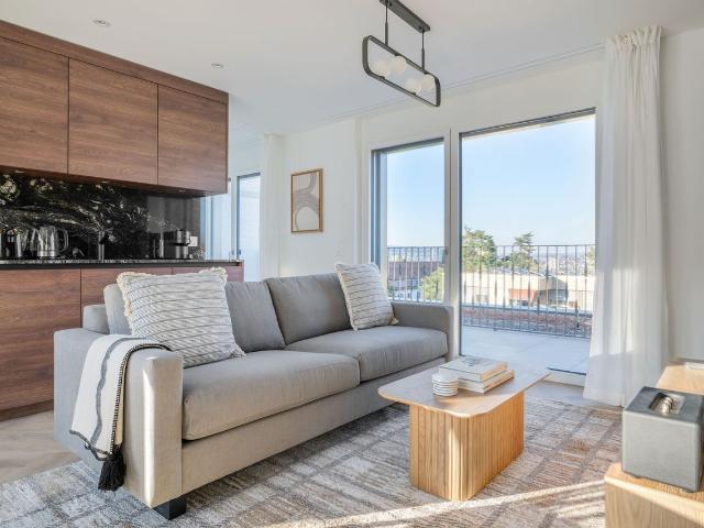 Apartment mieten in Einigen, Zürich