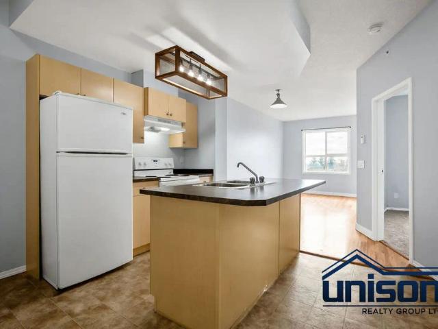 Apartment for rent in Erin Woods, Calgary