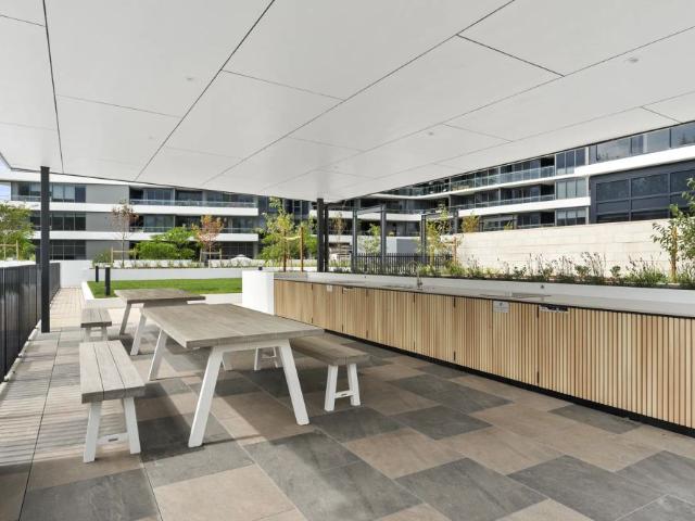 Apartment for rent in Canberra, Woden Valley