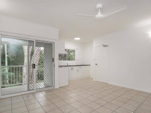 Room for rent in Manunda, Cairns