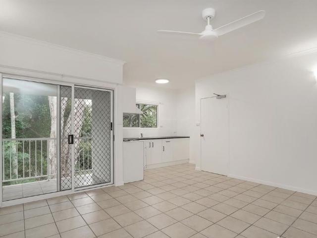 Apartment for rent in Manunda, Cairns